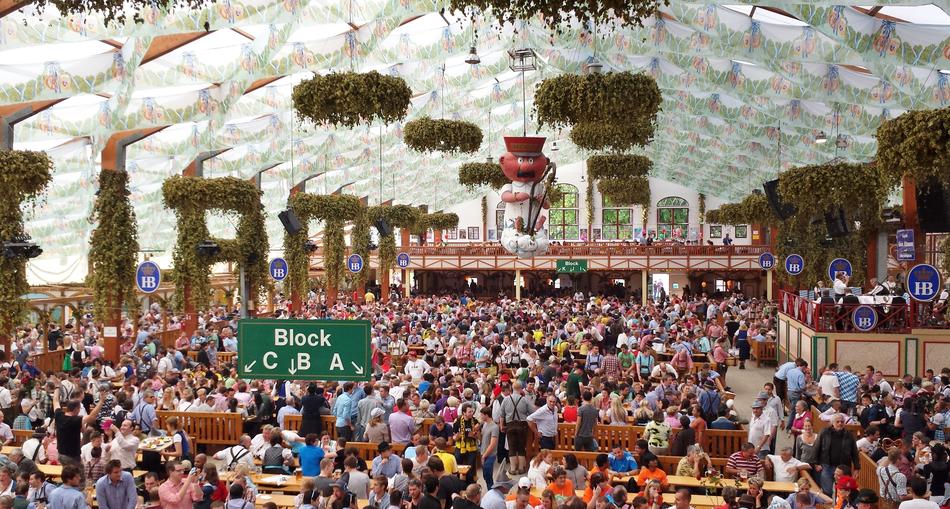 Oktoberfest Hofbroy Tent