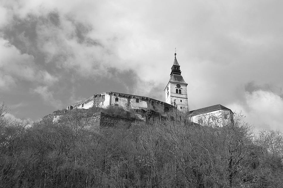Castle Gussing on hill