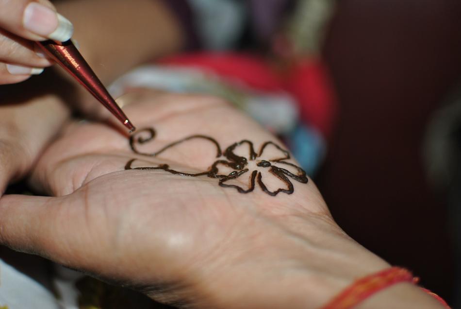 Heena Art Creative