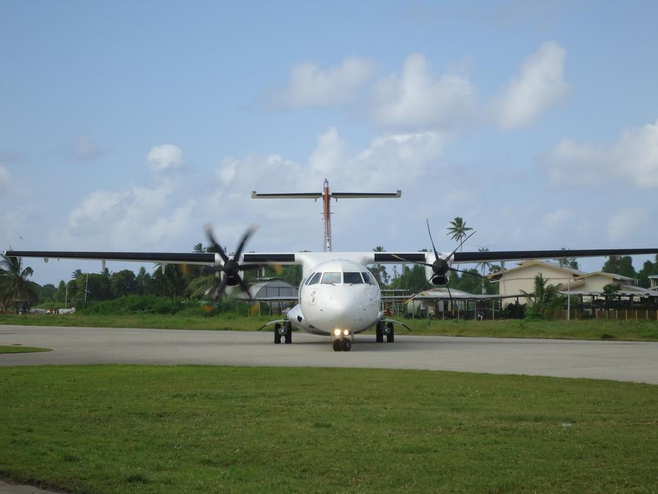 Plane Tuvalu Funafuti