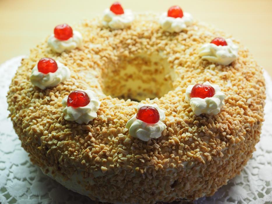 Frankfurt Wreath Cake Pie