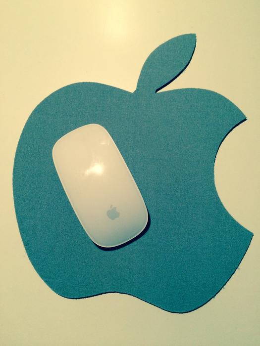 Apple Office Mouse on Mat
