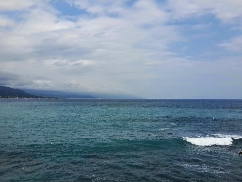 The Sea Waves