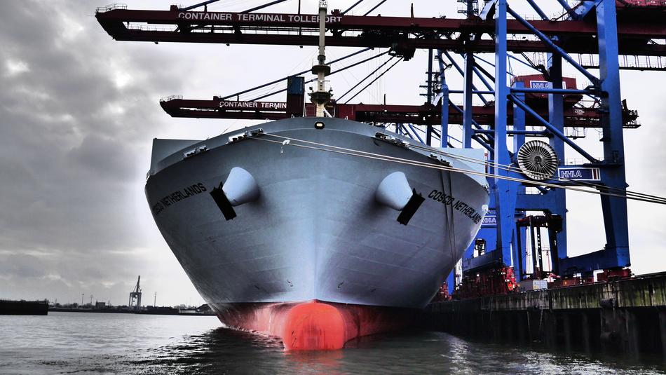 Hamburg Port Problematic