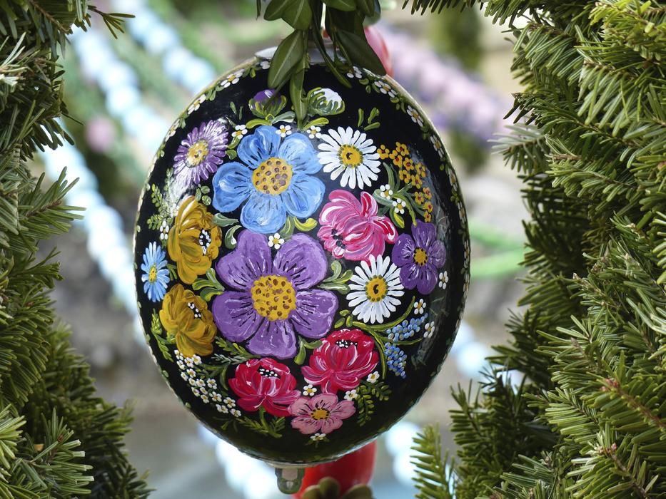 Easter Egg Well artwork