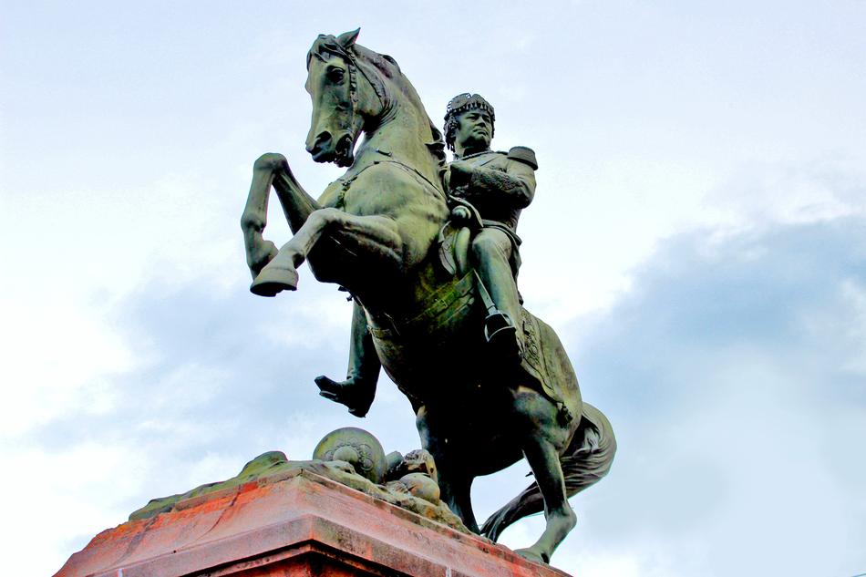 Conquer Conqueror Ruler