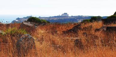 Grass Acropolis