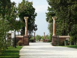 Gate Columns Palace Mogosoaia