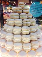 macarons tower