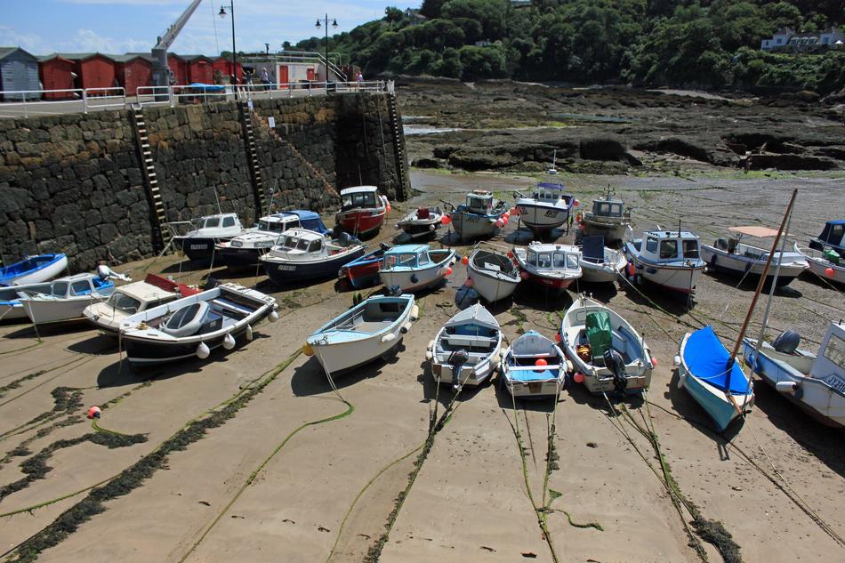 Ebb Boats Port