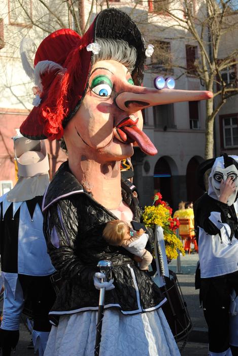 Mask Old Aunt Drum Major