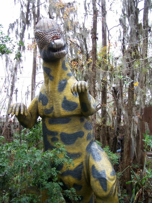 sculpture inDinosaur World Theme Park