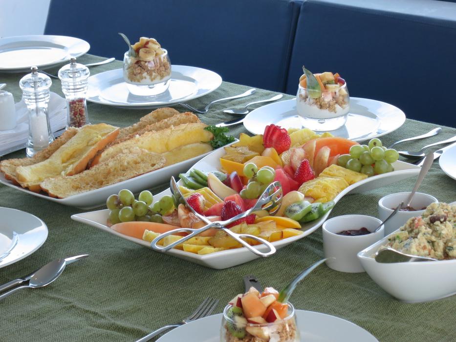 Mat Breakfast Luxury