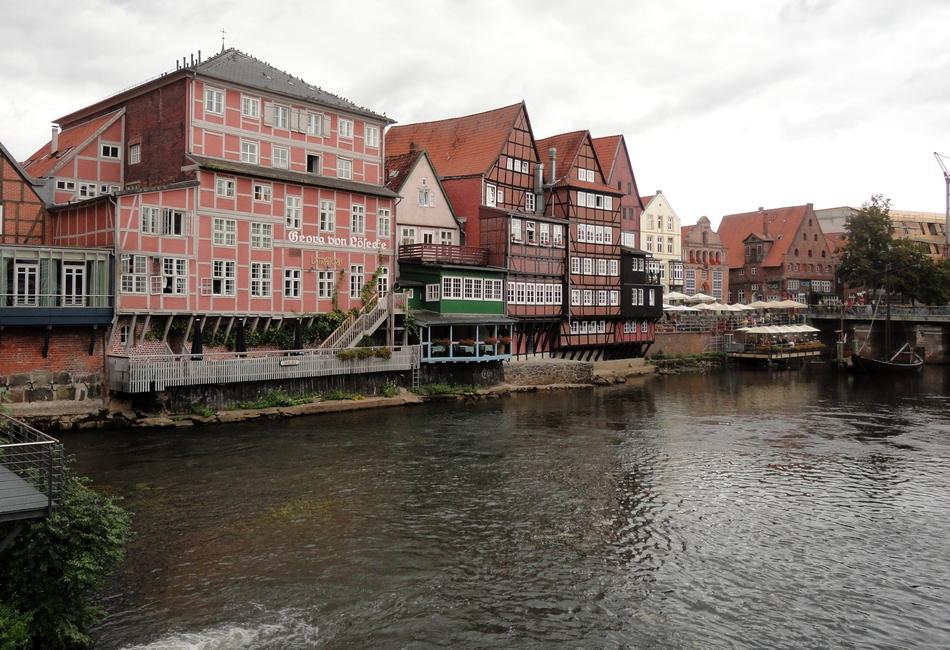 Lüneburg Fachwerkhäuser River
