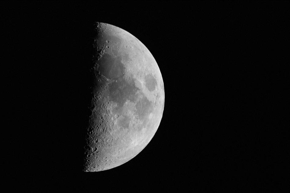 Moon Sickle Incoming