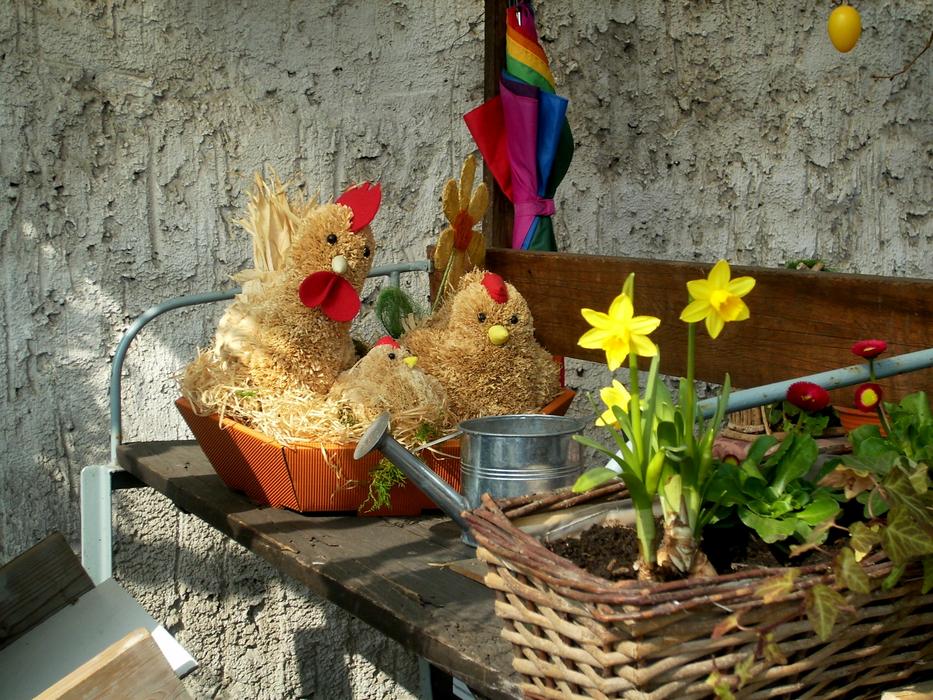 Easter Kucken Figures