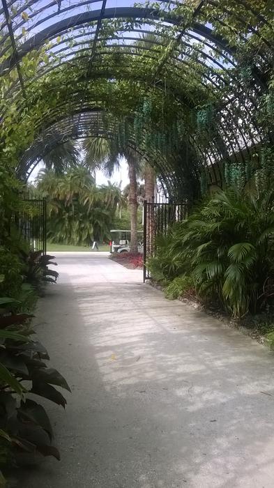 Botanical Garden Archway