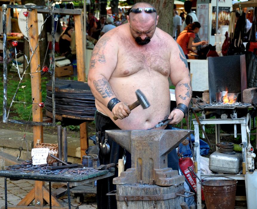 Paunch Industrialist Fair