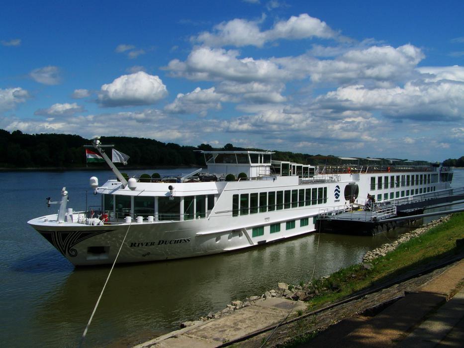 Luxury Boat Danube Ship Harbour