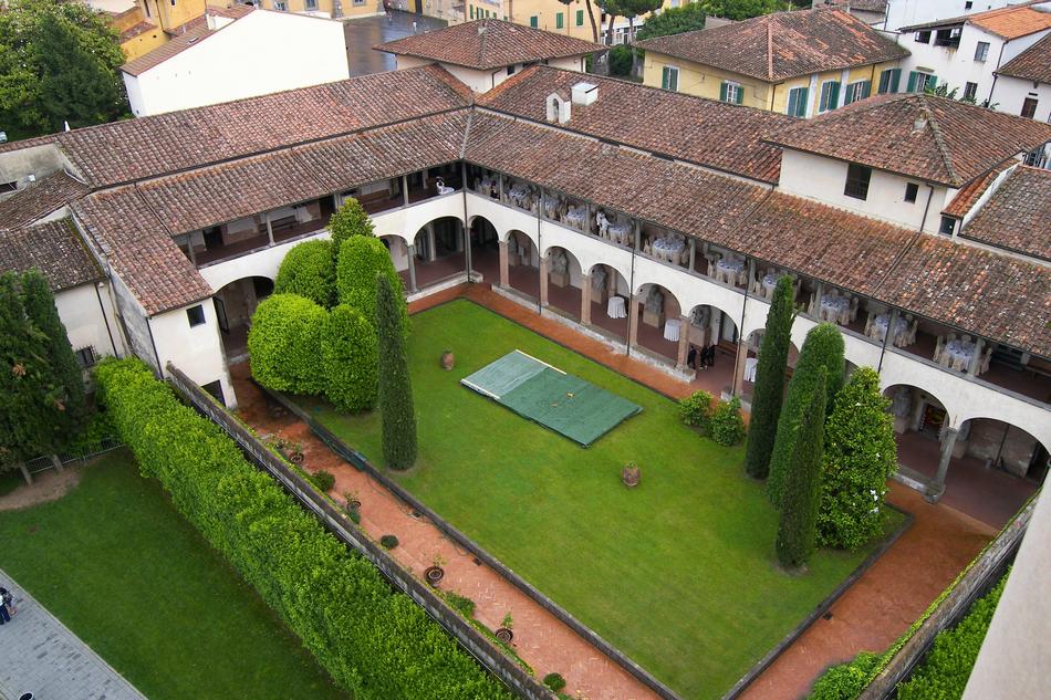 Garden Square Inside