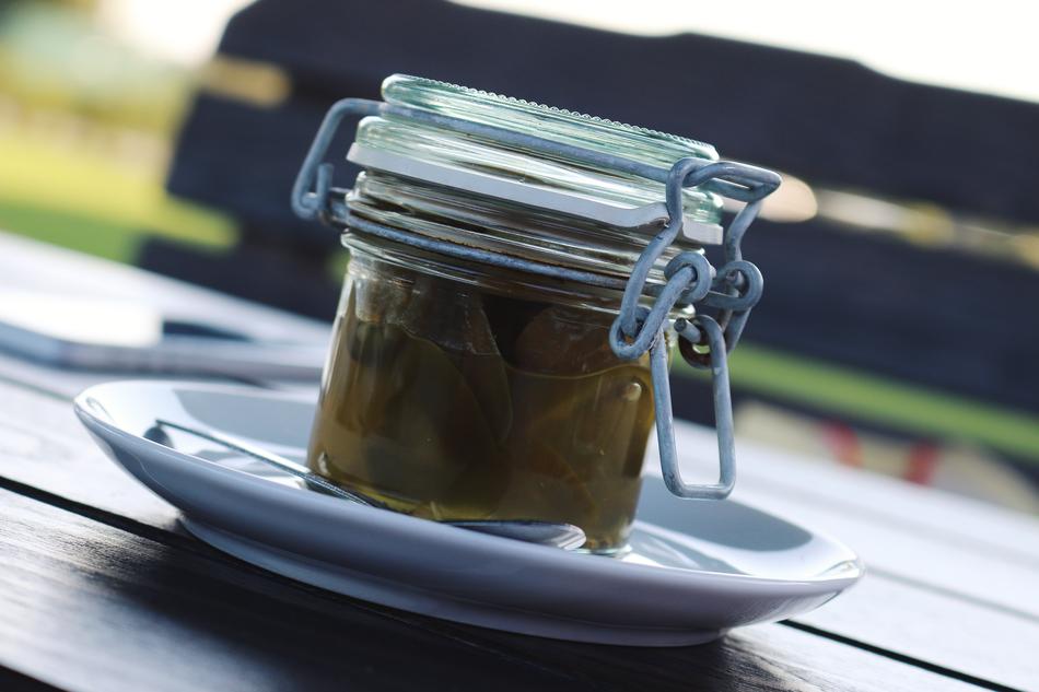 Jalapenos Pickled Glass