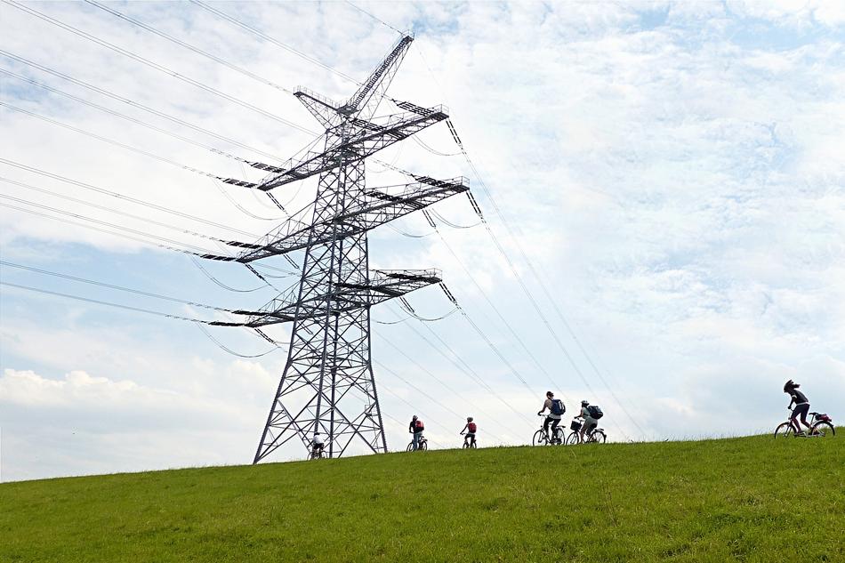 Strommast On The Dike Bicycle