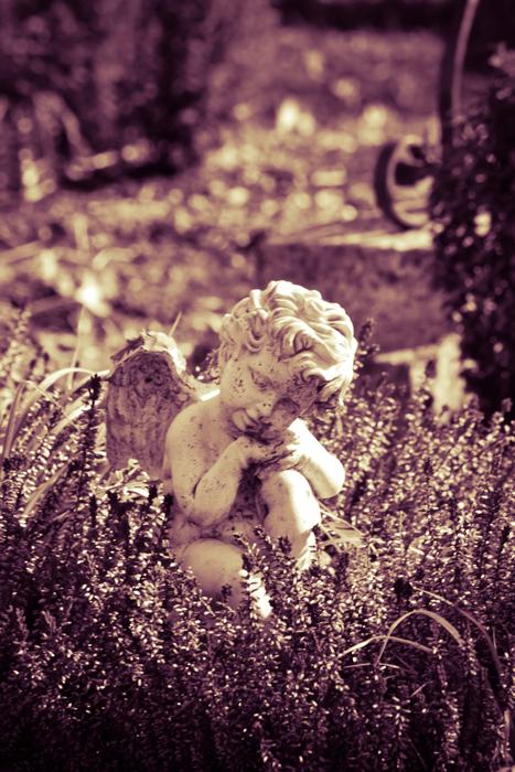 Angel Cemetery Statue