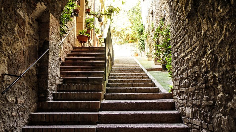 Stairs Level Away