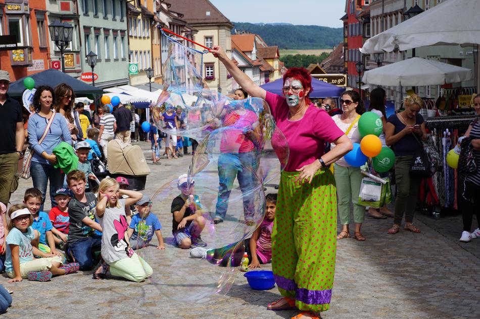 Clown Rottweil Children on street