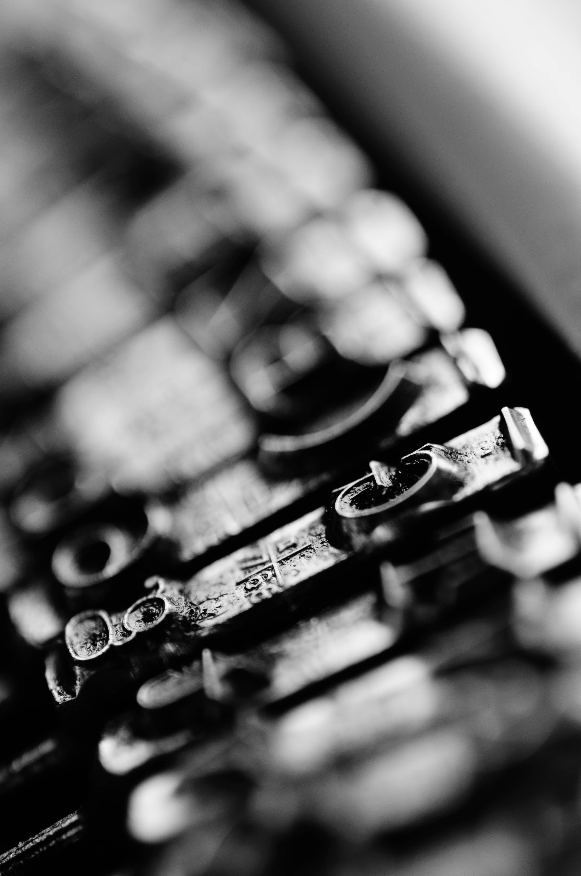 Close up shot of a typewriter key free image download