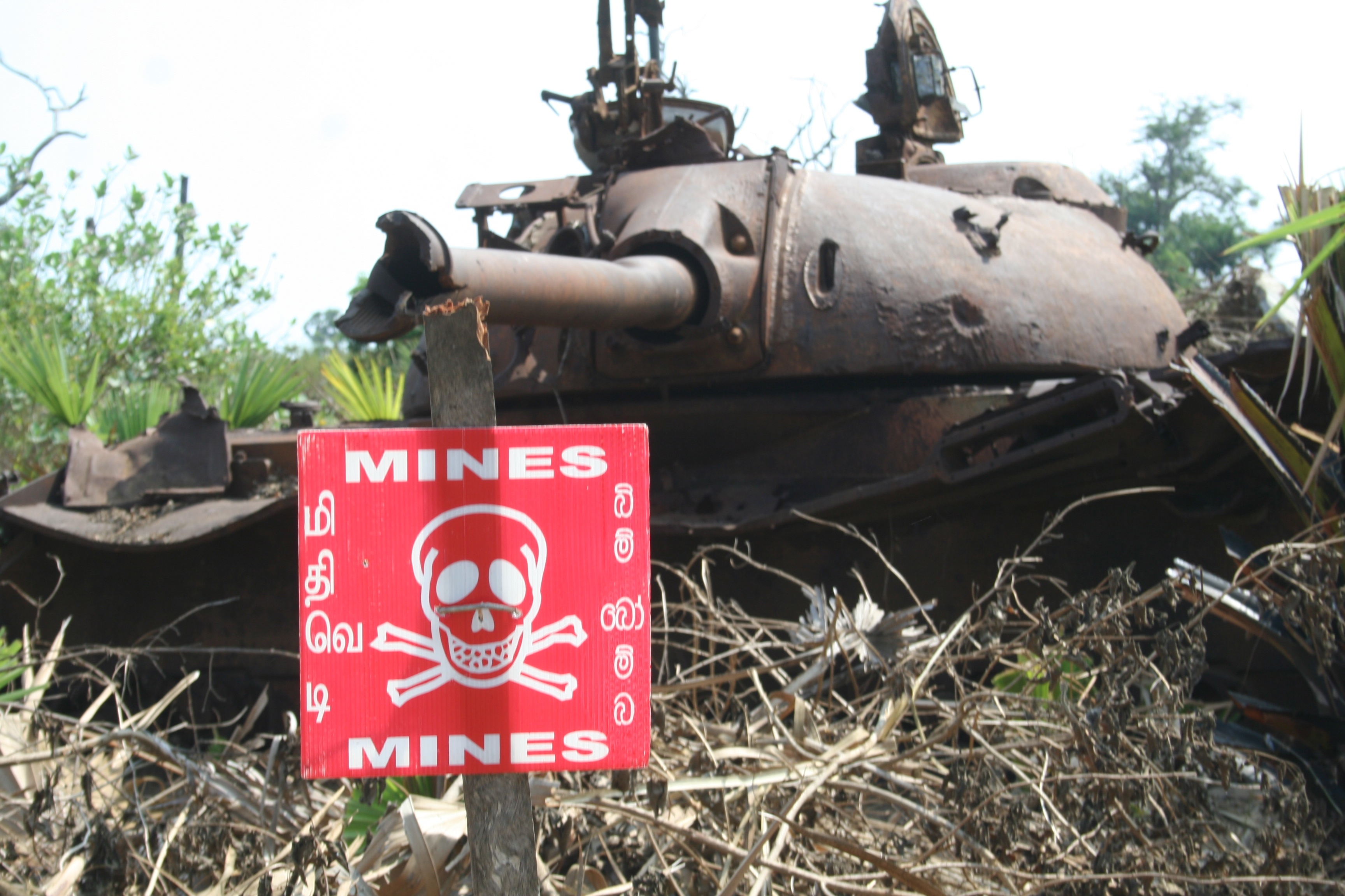 War Tank Mines free image download