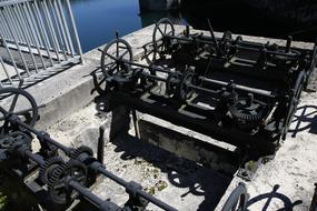 Machines Dam