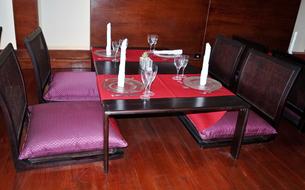 restaurant floor chairs