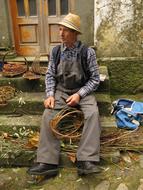Craftsman Of Baskets Lupinaia