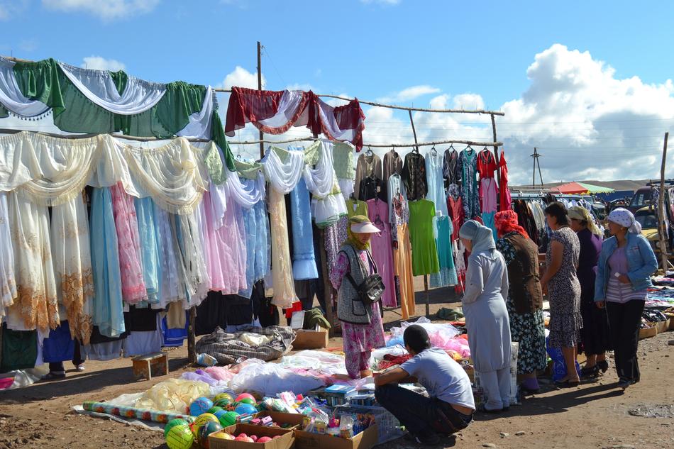 Kirghiziztan Market Central Asia