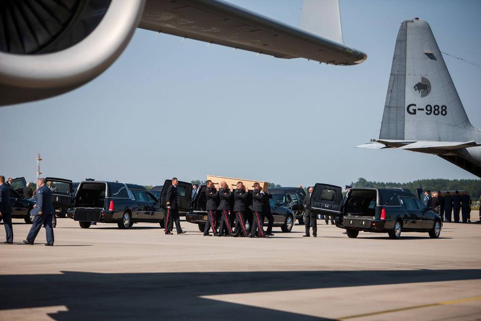 Corpses Arrival Mh17
