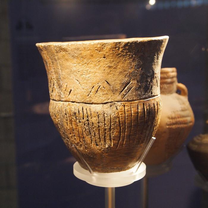 Urn Pot Clay