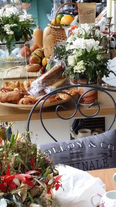 Cafe decorations on the table