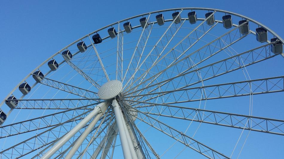 Blue Sky Giant Wheel Ferris