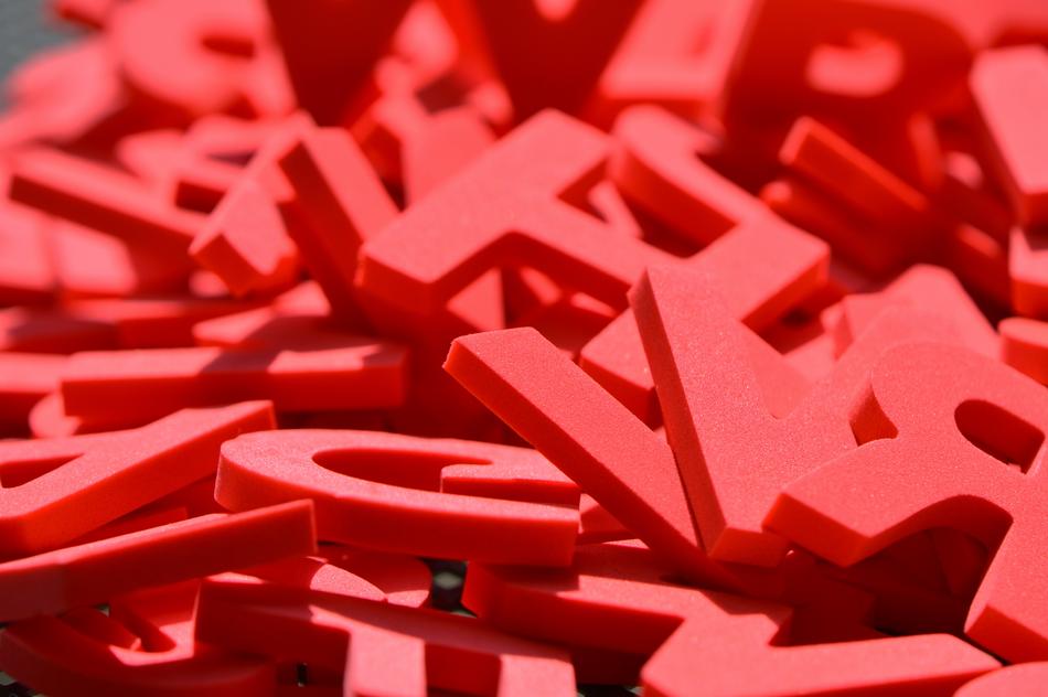 Letters Moosgummi Red