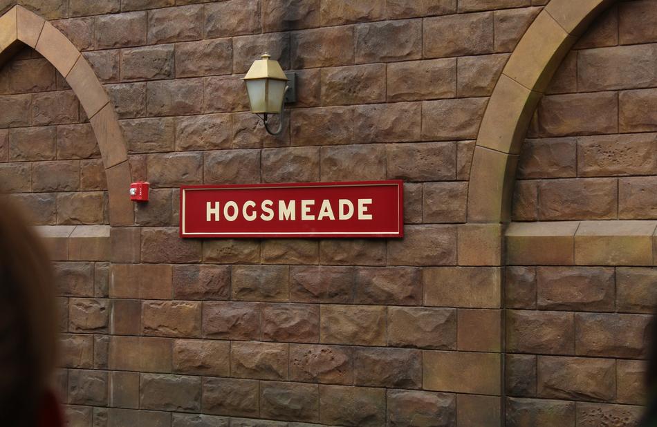 Hogsmeade Train Station Universal studious