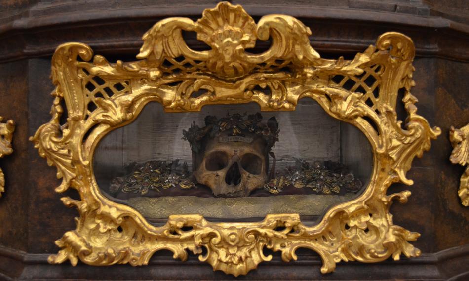 Skull Grave Spooky