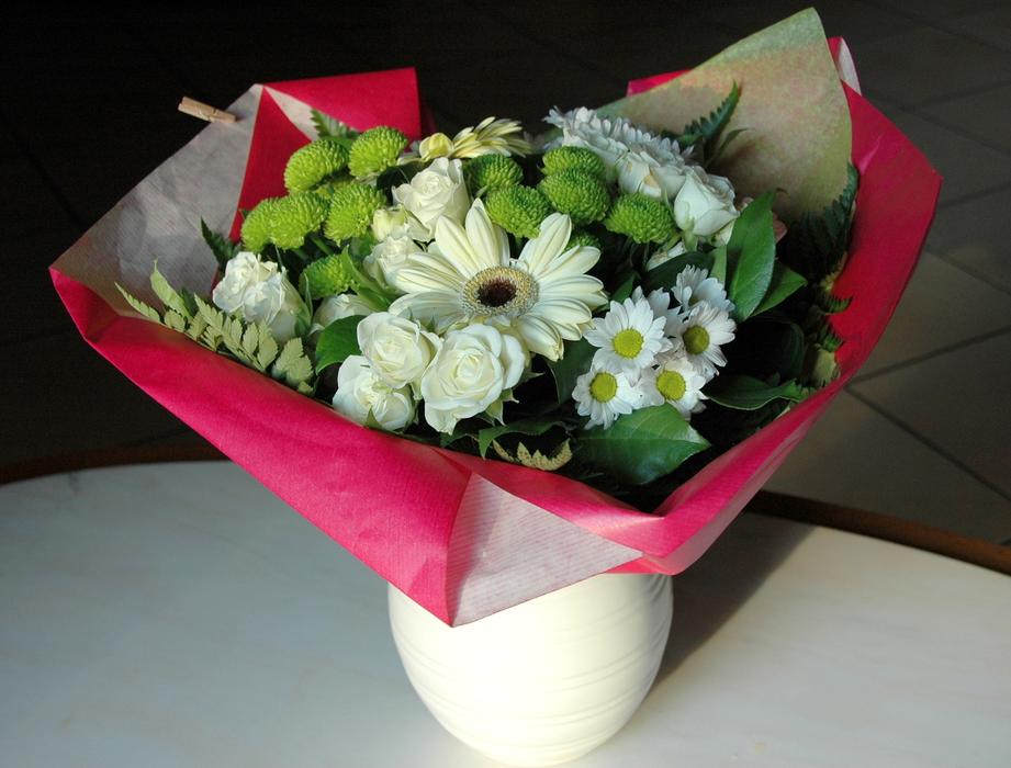 Bouquet Flowers White