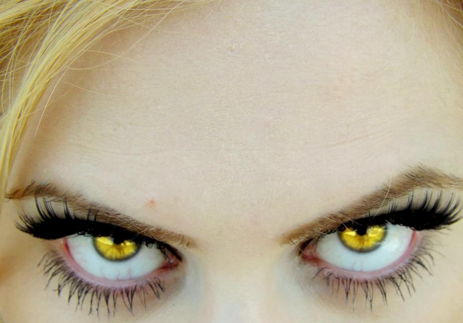 Eye Green Vampire