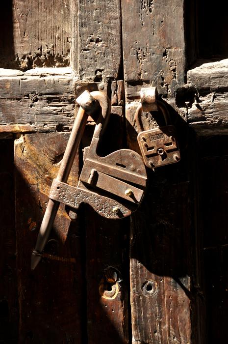 Old Wood padLock