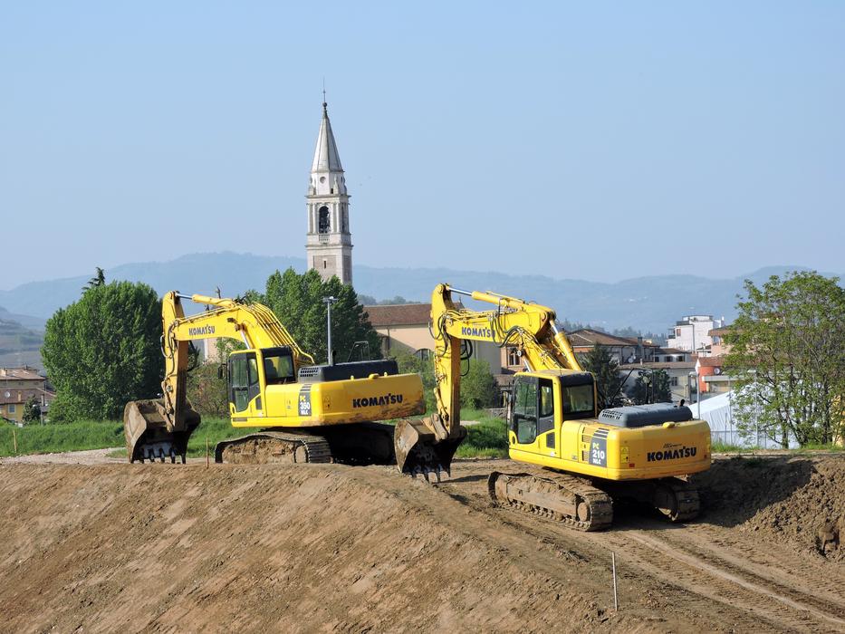 Excavator Earthmoving Revolving
