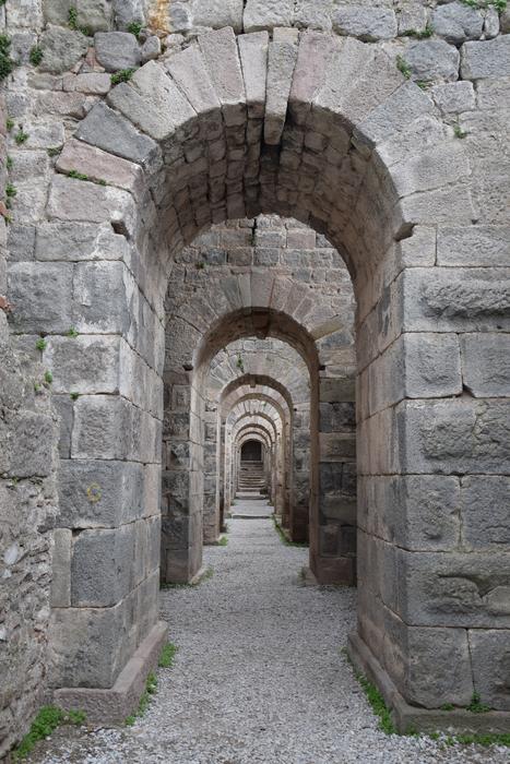 stone arch in old buildings