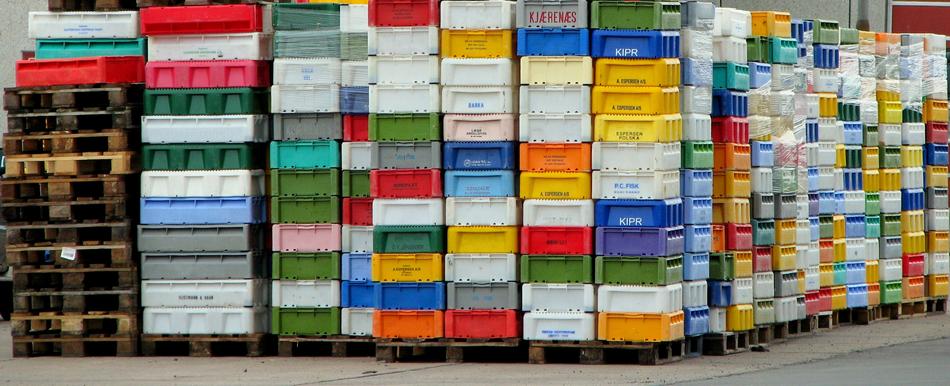 colored containers in stock