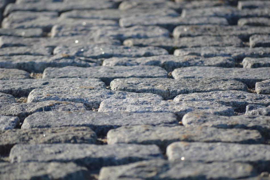 Cobblestones Maine Street