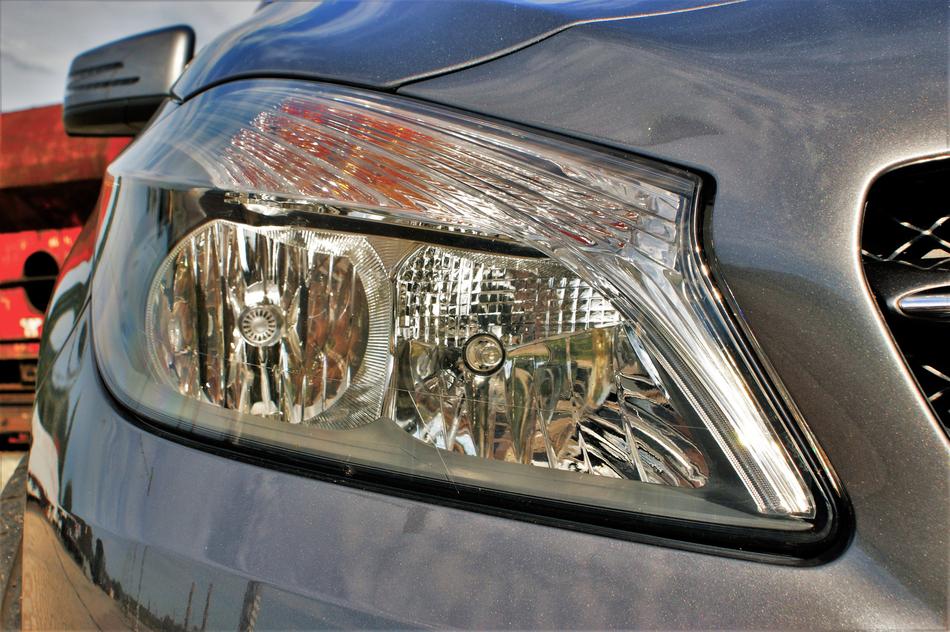 Auto Mercedes Benz